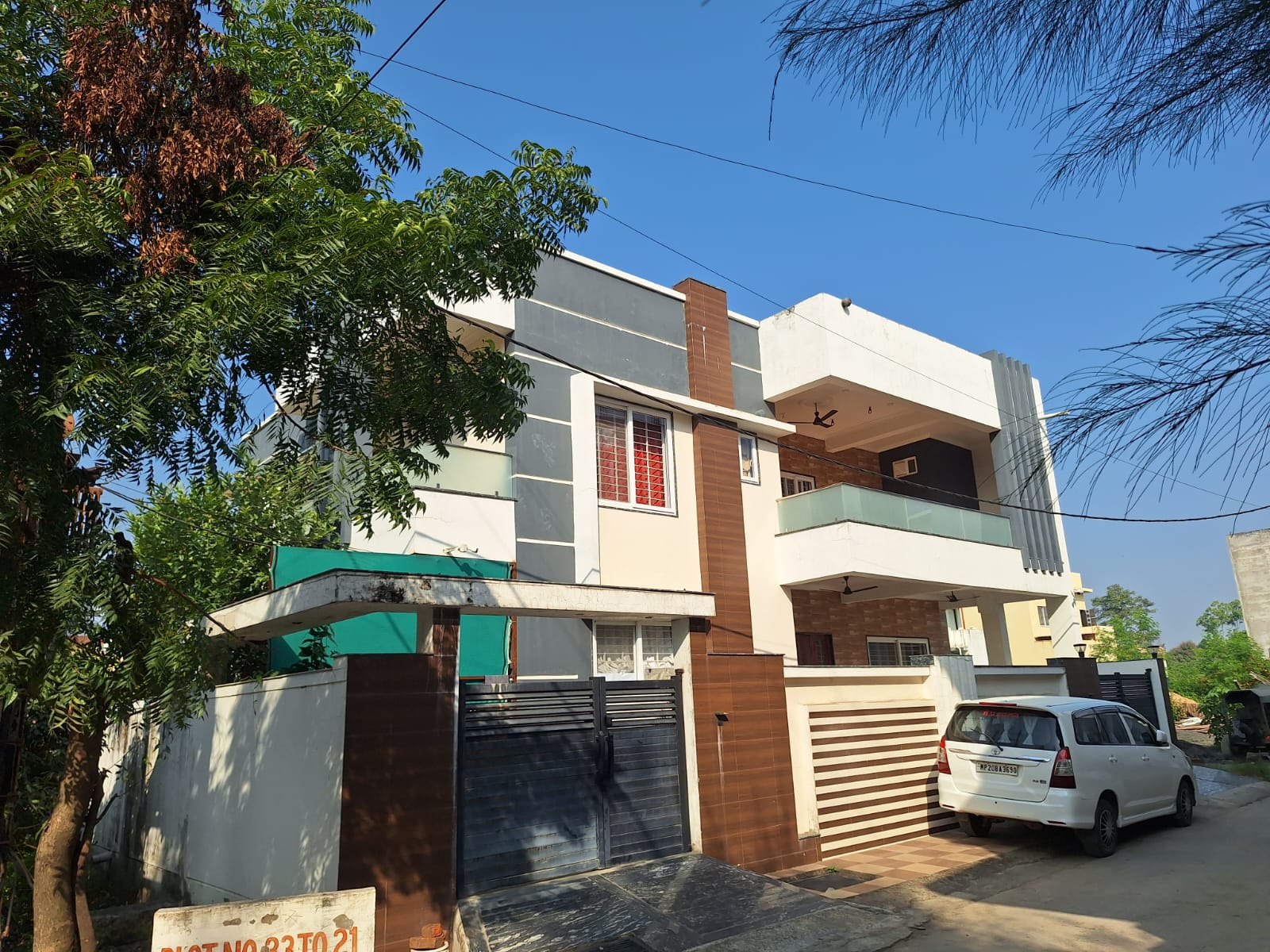 naidunia_image